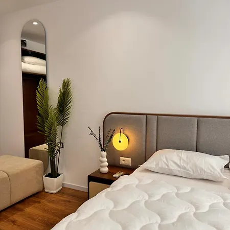 شقة Agate Luxury 2b تيرانا