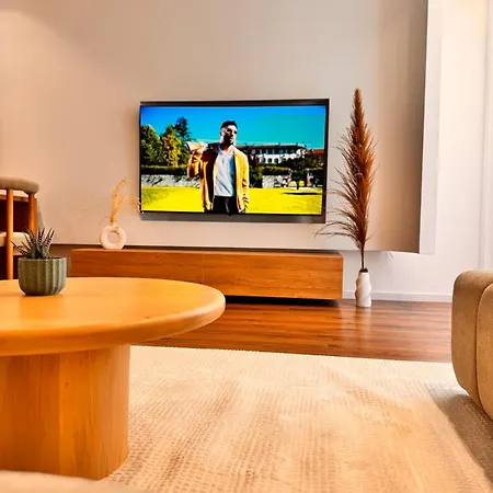 Agate Luxury 2b تيرانا