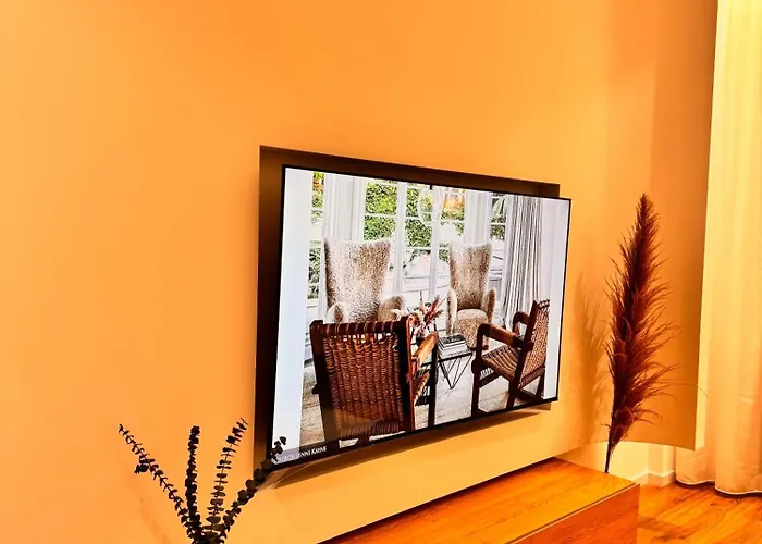 Agate Luxury 2b * تيرانا